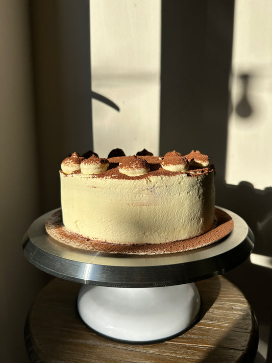 Tiramisu Cake